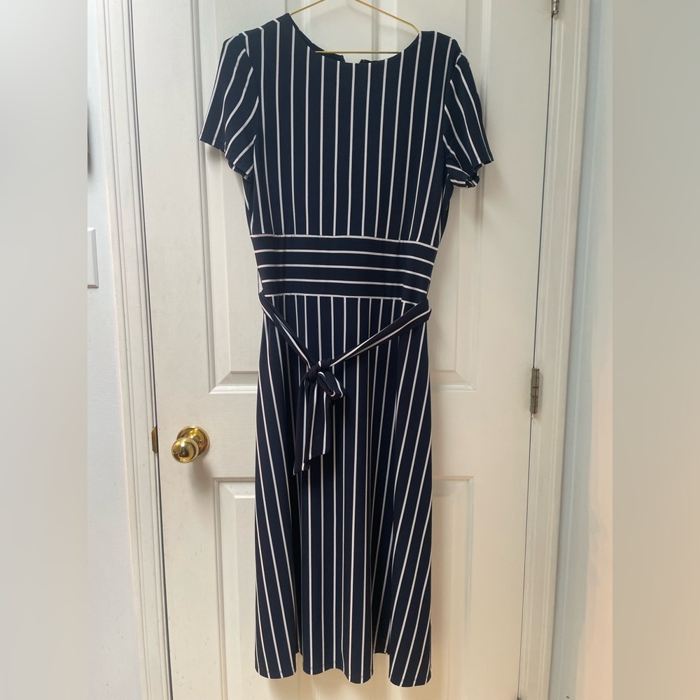10 Ralph Lauren Navy & White Vertical Stripe Belted Longer Stretchy Dress